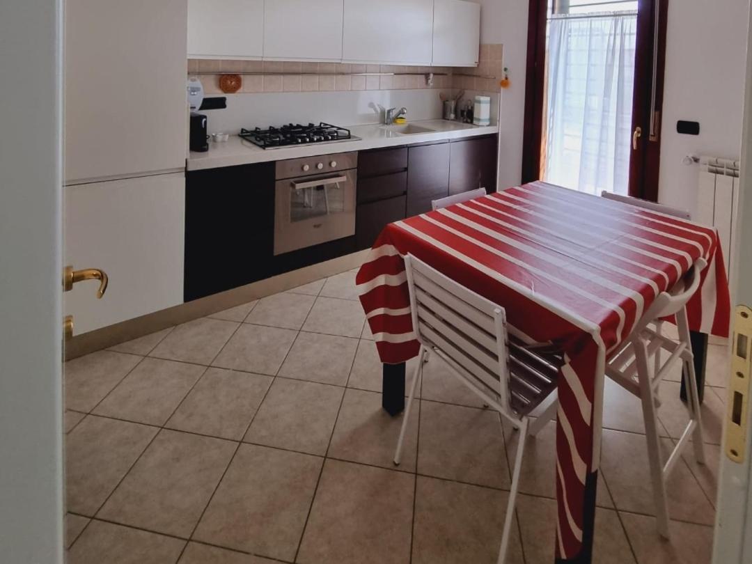 Casa A Vecchiano Nei Pressi Pisa, Lucca E Versilia Bagian luar foto